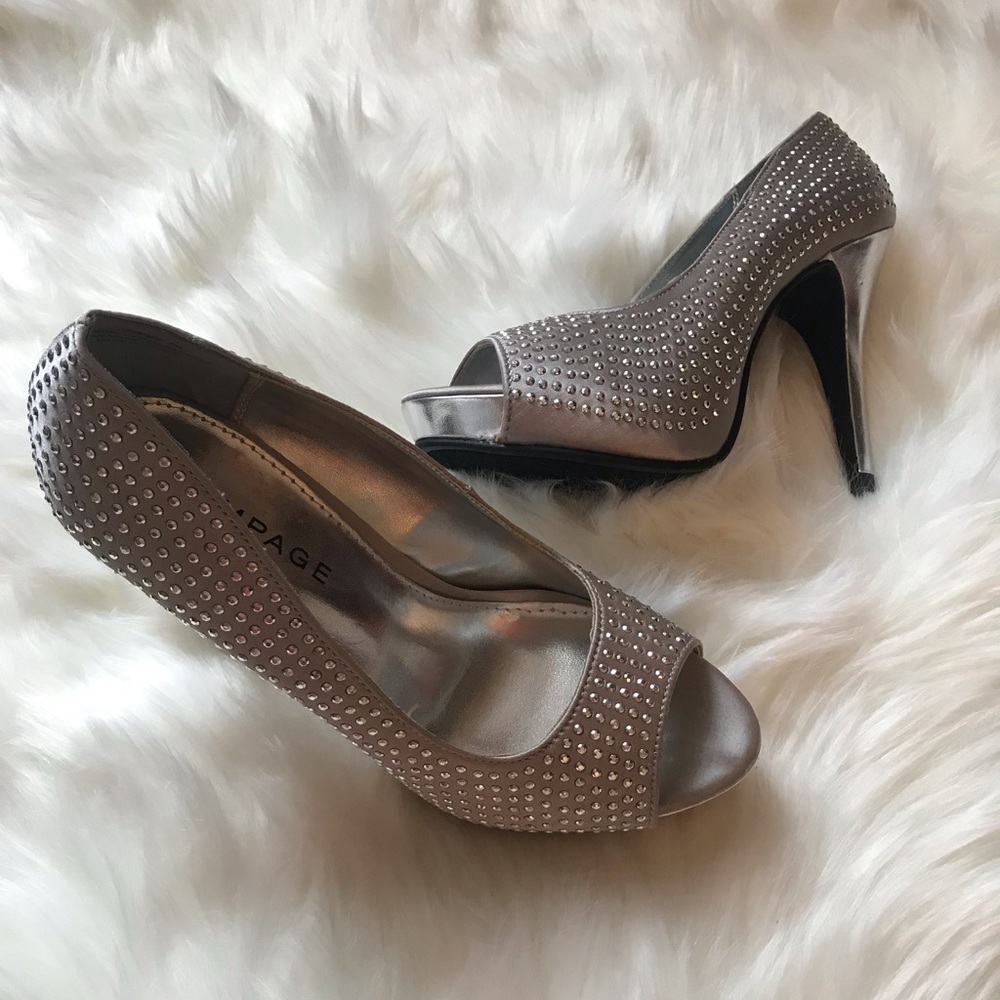 🌟Never worn, Rampage silver high heel - Picture 5 of 7